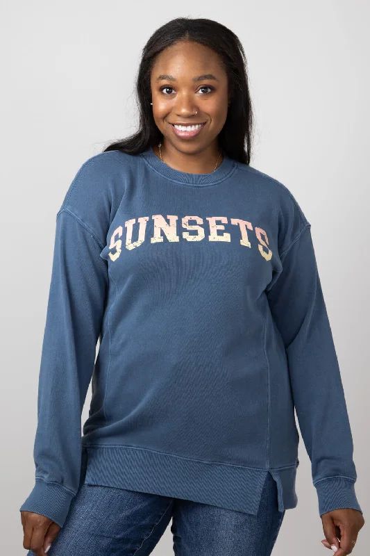 C&C California Sunsets Terry Crewneck Pullover for Women in Vintage Indigo | 89B02986T-X796-NAVY